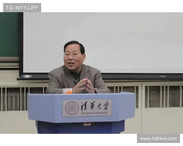 詹俊心中的足球偶像明星与他的人生旅程探讨