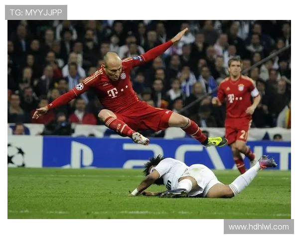 足球巨星告别绿茵场球迷泪洒现场感慨万千 足球巨星告别绿茵场球迷泪洒现场感慨万千